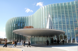 国立新美術館
