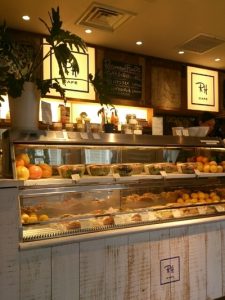 93d16fb80c84b1f9cba0ba57ed04d4405cb5af32-400x0-none